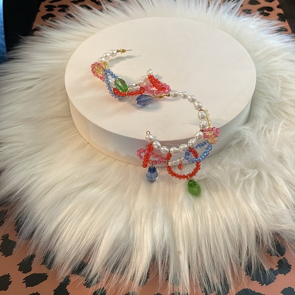 Zara Pearl Hoop Earrings - Picture 7 of 13